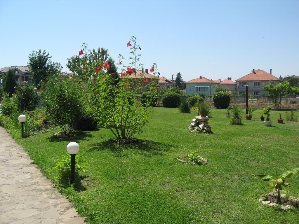 Chateau Aheloy Hotel Pomorie Luaran gambar