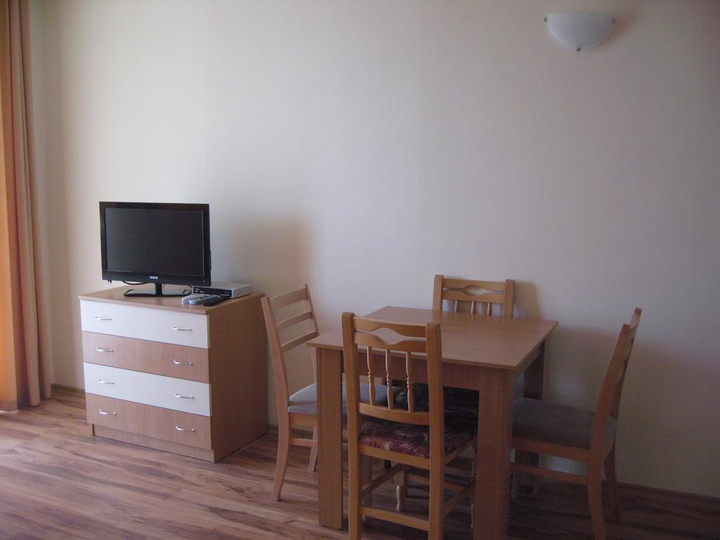 Chateau Aheloy Hotel Pomorie Bilik gambar