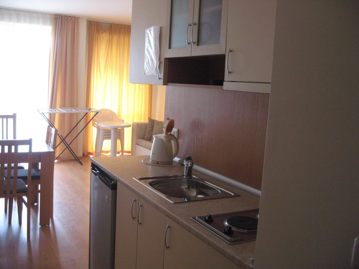 Chateau Aheloy Hotel Pomorie Luaran gambar